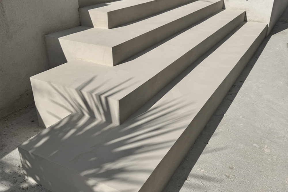 1-beton--cire-marius-aurenti-escalier-exterieur-paca
